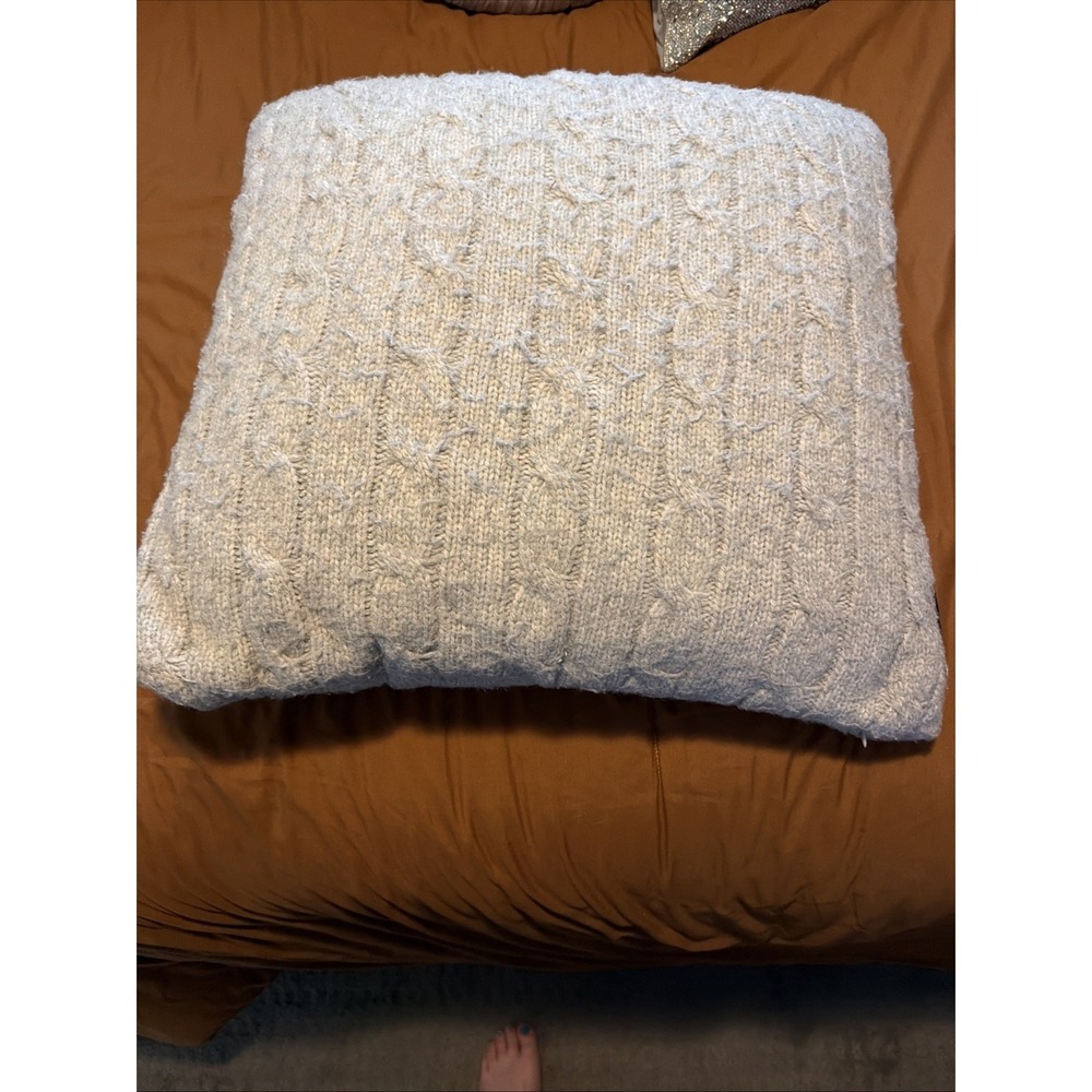 Brooks Brothers Decorative Knit Pillow Gray!